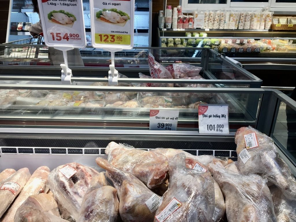 nhập khẩu thịt gà