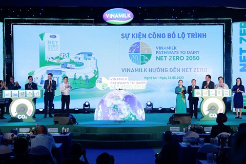 Vinamilk công bố lộ trình tiến tới Net Zero 2050 và nhà máy, trang trại đạt trung hòa Carbon đầu tiên