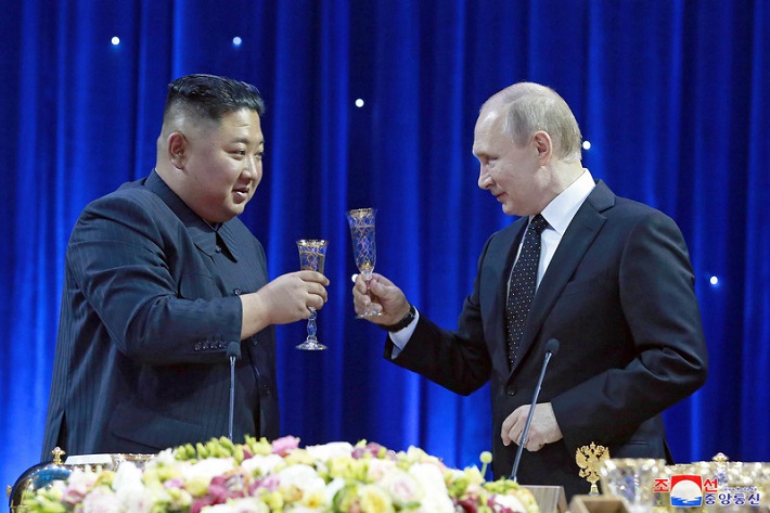 Kim Jong-un và Putin