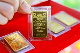 Giá vàng thế giới khó vượt qua ngưỡng kháng cự 2.000 USD