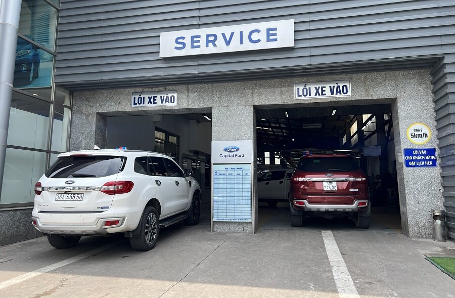 Capital Ford Giải Phóng