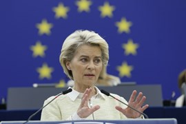 EU nhất trí áp gói trừng phạt thứ 11 đối với Nga
