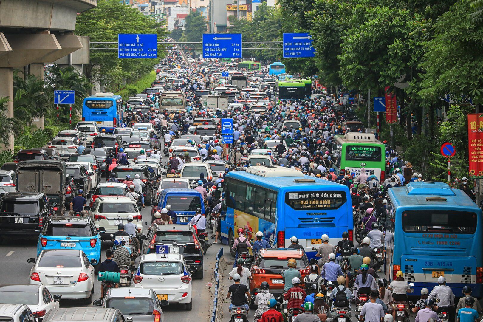 Hạ tầng giao thông công cộng Hà Nội