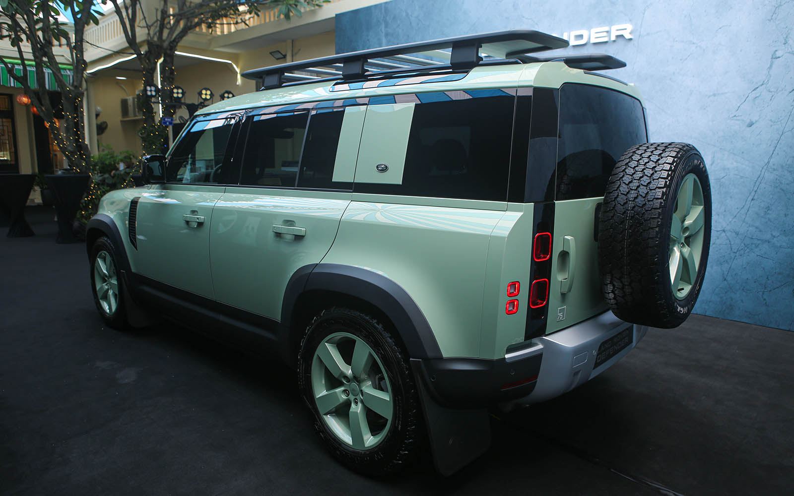 Land Rover