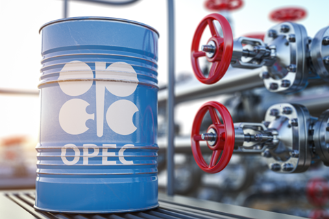 OPEC+ thảo luận về việc gia tăng các biện pháp cắt giảm sản lượng dầu