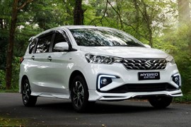 Bảng giá xe Suzuki tháng 6/2023: Hybrid Ertiga ưu đãi lên đến 50 triệu đồng