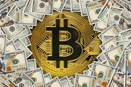 Giá Bitcoin lên đỉnh cao nhất năm 2023 nhờ chiến thắng của Ripple