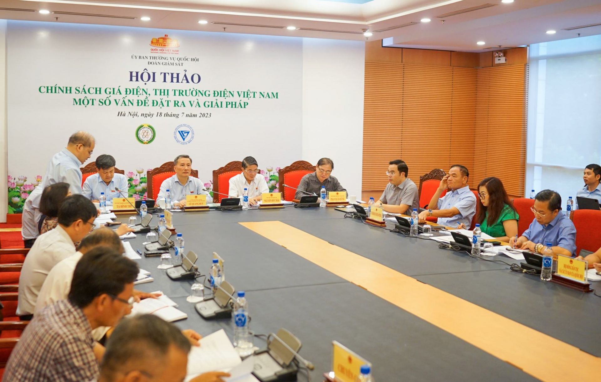 Hội thảo “Chính sách giá điện, thị trường điện Việt Nam - Một số vấn đề đặt ra và giải pháp”