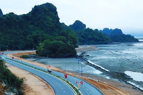 Thủ tướng thúc triển khai dự án cao tốc Ninh Bình - Nam Định - Thái Bình - Hải Phòng