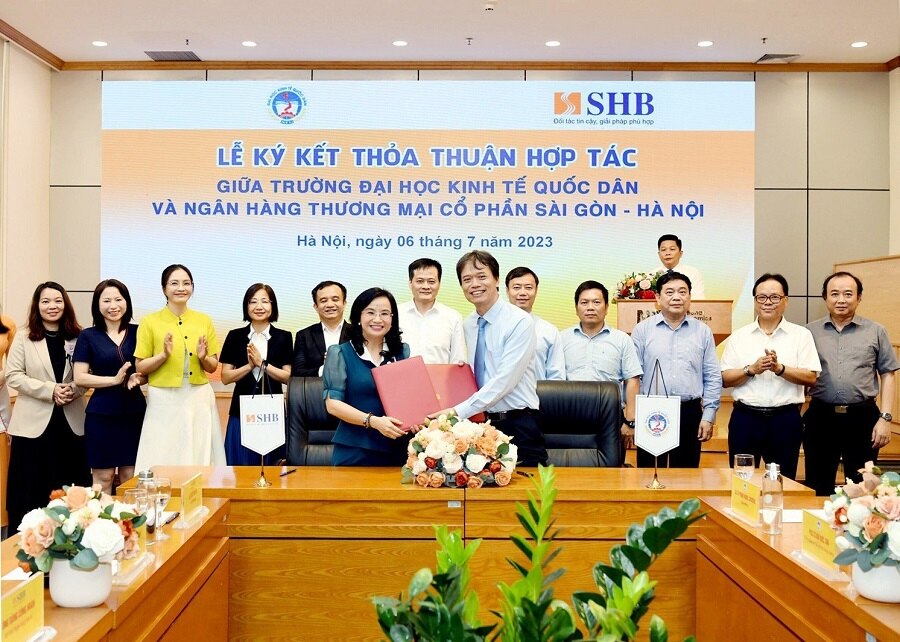 shb-tang-cuong-hop-tac-voi-dai-hoc-kinh-te-quoc-dan_64a7d802e8be5.jpg