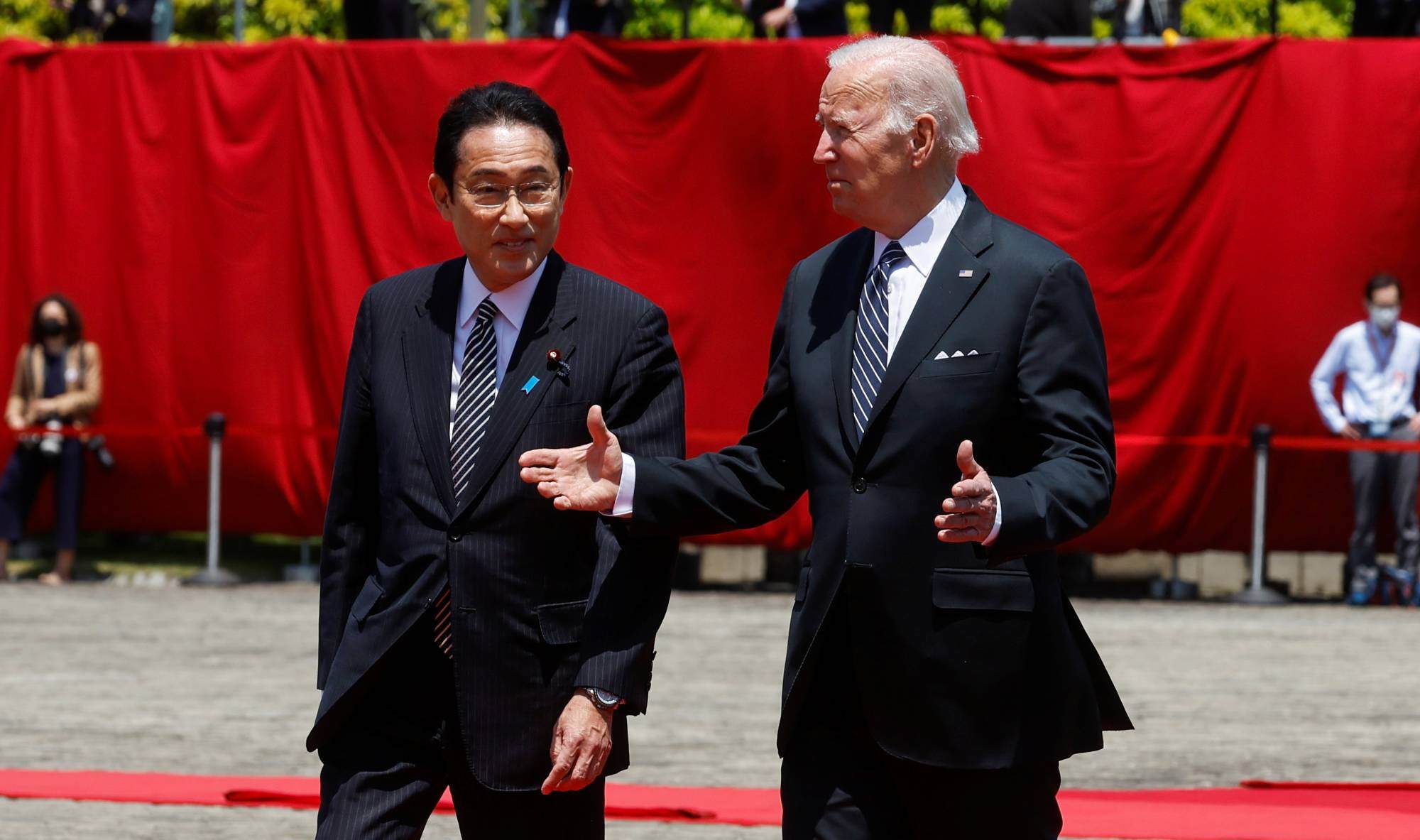 Tổng thống Mỹ Joe Biden và Thủ tướng Nhật Bản Kishida Fumio