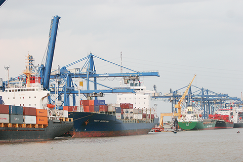 Top 5 doanh nghiệp vận tải biển tăng trưởng tích cực sau nửa đầu 2023