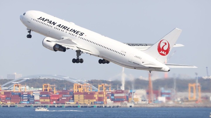 japan-airlines-767s-1-1200x675-6888.jpg