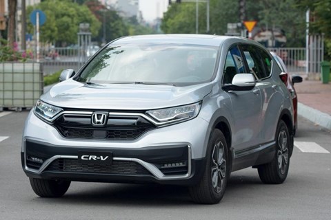 Người dân ngóng thế hệ mới, Honda CR-V giảm giá 200 triệu đồng xả hàng tồn