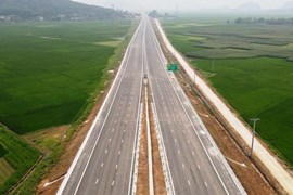 Bộ Giao thông vận tải trả lời về kiến nghị đẩy nhanh tiến độ khởi công dự án đường cao tốc Dầu Giây - Liên Khương