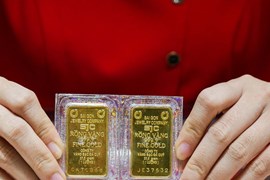 Giá vàng trong nước tiếp đà tăng mạnh, hơn 69,4 triệu đồng/lượng