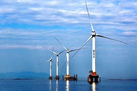 Việt Nam điều tra chống bán phá giá tháp điện gió Trung Quốc